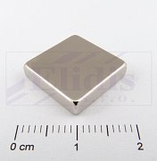 Neodymový magnet hranol N35 15x15x3,5mm